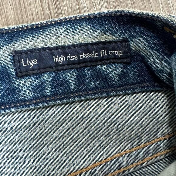 Citizens of Humanity Liya High Rise Classic Fit Crop Jeans in Desperado - Picture 11 of 15